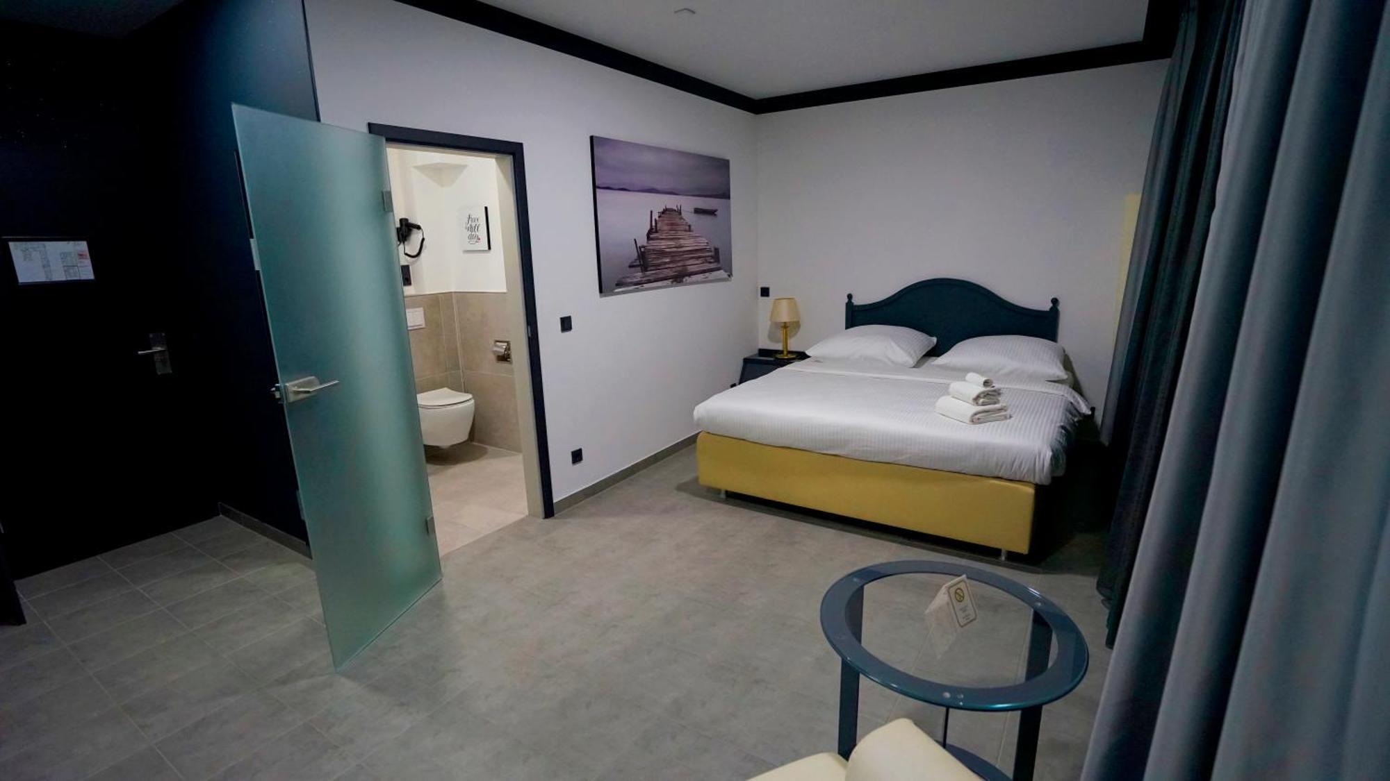 Tibet Hotel Am Airport Duesseldorf-Ratingen Exteriér fotografie